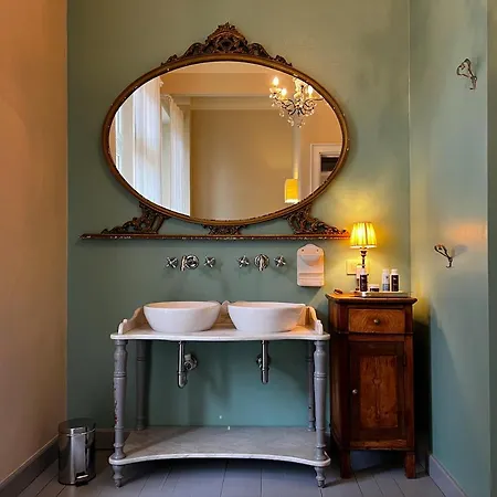 Konukevi Casazavi 4*