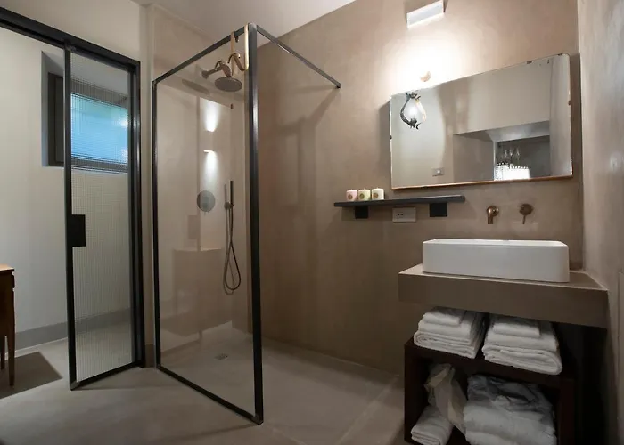 Casazavi Πανσιόν 4*