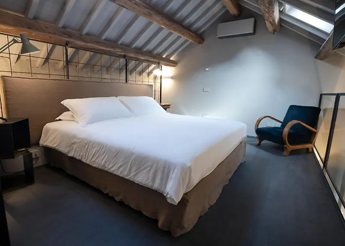 Guest house Casazavi 4*